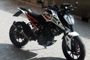 KTM Duke 125