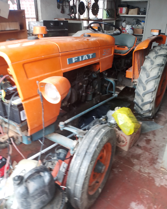 Trattore agricolo fiat 315