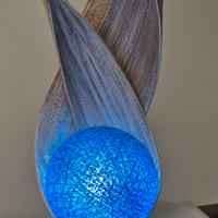 Lampada etnica da tavolo con foglie di cocco