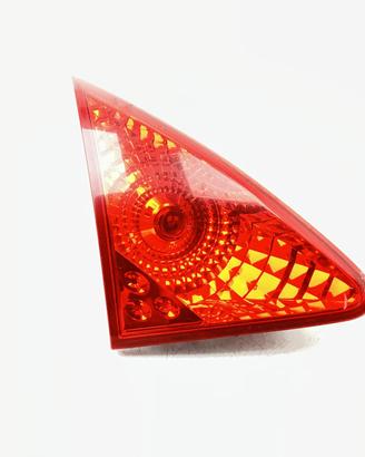 STOP POSTERIORE SINISTRO INTEGRATO NEL PORTELLO PE