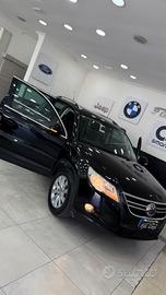 Volkswagen Tiguan 2.0 TDI DPF 4MOTION DSG Sport & 