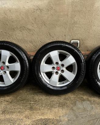 Cerchi in lega 17" fiat freemont +gomme+ radio 9"