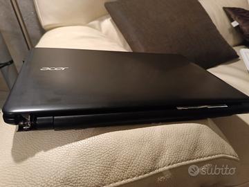 Notebook acer aspire E1-572G 