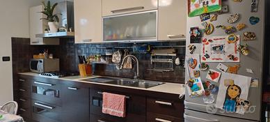 CUCINA 4,5 metri CON ELETTRODOMESTICI