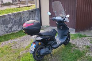 Scooter marca Derbi boulevard 125 motore Piaggio