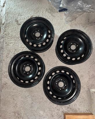 Cerchi in ferro 14 Fiat 500