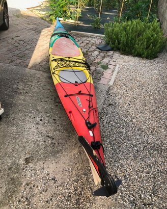Canoa in vetroresina (+pagaia)