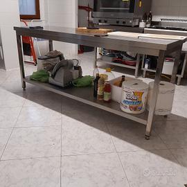 tavolo acciaio 