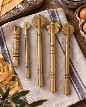 Rotelle taglia pasta tradizionali Sarde in ottone