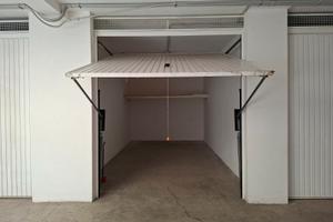 Largo Nagni Garage