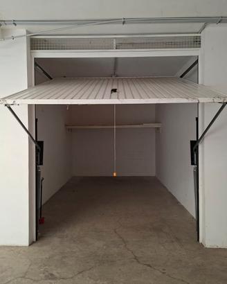 Largo Nagni Garage