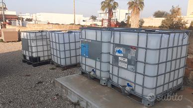 Serbatoio Cisterna acqua piovana 1000 lt - Giardino e Fai da te In vendita  a Lecce