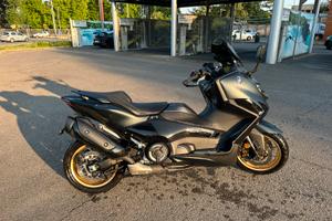 Tmax 560 tech max 2022