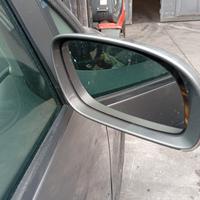 Specchietto dx Volkswagen Touran anno 2008