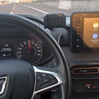 Dacia Sandero supporto cellulare