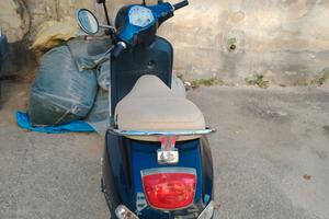 scooter  piaggio 
