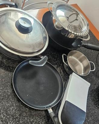 stock 5 pentola e tagliatutto
