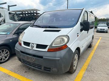 RENAULT TRAFIC 2005 ( 9 POSTI) DISPONIBILE PER VEN