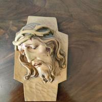 Scultura in legno fatta a mano