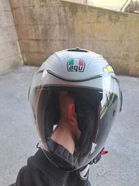 casco jet agv