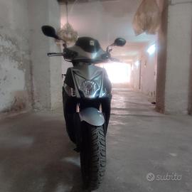 Kymco Agility 200i R16+