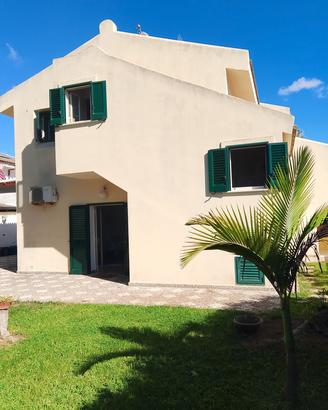 Marsala villetta unifamiliare fronte mare 