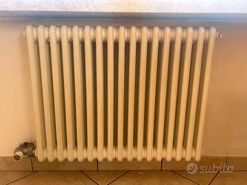 RADIATORE TERMOSIFONE IN ACCIAIO TUBOLARE