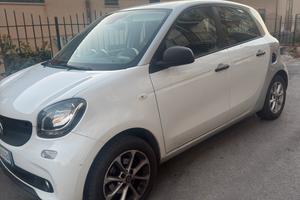 smart foufour 70 1.0 cambio manuale
