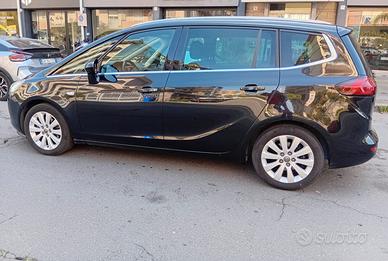 Opel Zafira Tourer 1.6 CDTi Cosmo 7 POSTI