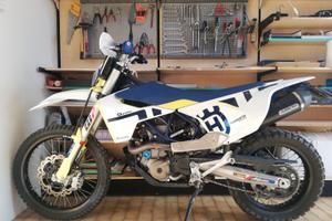 husqvarna 701 enduro per 