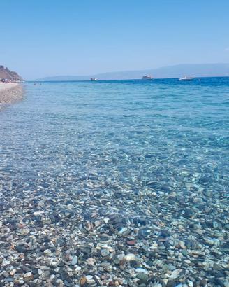 Alì terme appartamento fronte mare