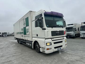 Man TGA 26.440P Furgone con sponda idraulica mt 9.