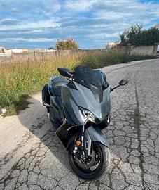 Tmax 560 TECH MAX 2021/DA VETRINA