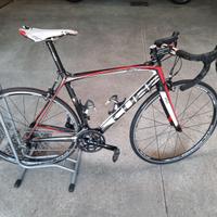 Bici Cube in carbonio