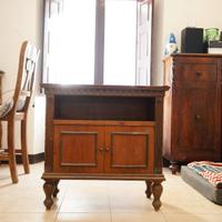 Comodino singolo in legno massello