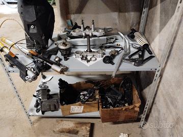 pezzi am6 e piaggio