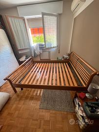 Letto in Legno Massello di Ciliegio