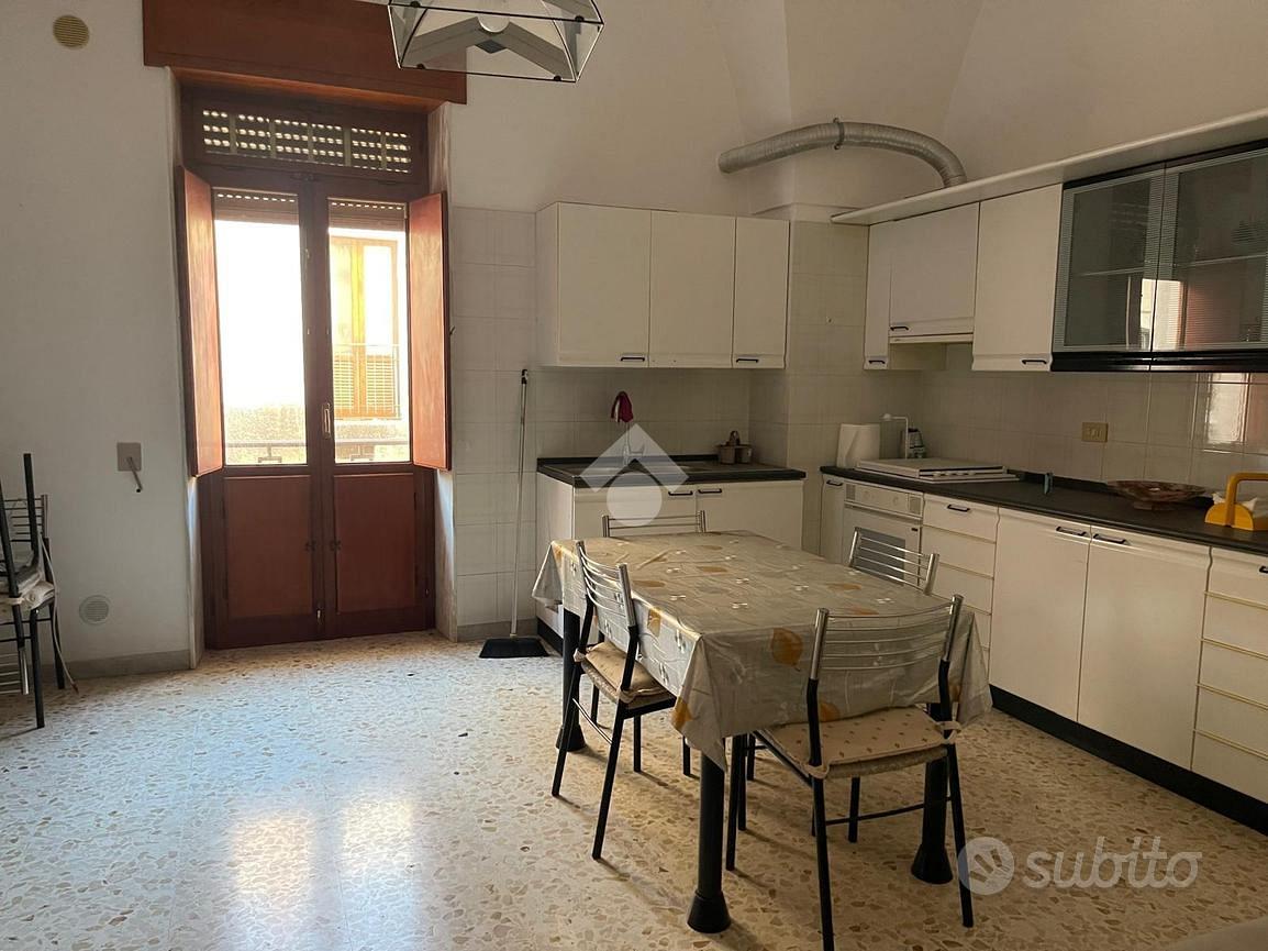 Appartamento – Grottaglie, Quartiere delle Ceramiche, Taranto - Vista 3