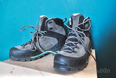 Scarponi da trekking - n. 40 - Montura