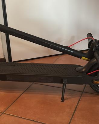 Monopattino Elettrico Xiaomi pro 2