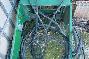 sollevatore anteriore 