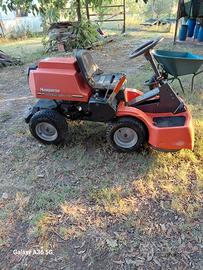 Trattorino tagliaerba husqvarna 