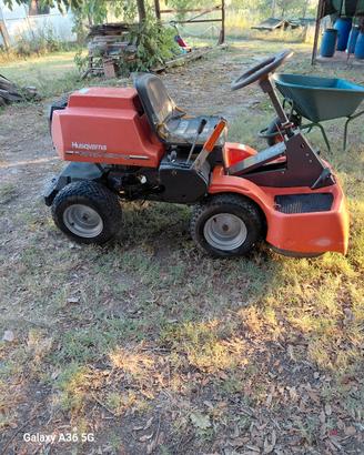 Trattorino tagliaerba husqvarna 