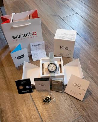 Omega x Swatch Bioceramic MoonSwatch 1965