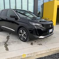 PEUGEOT 3008 Hybrid4 300 e-EAT8 Allure Pack