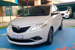 LANCIA YPSILON 1.2 BENZINA 2017 G.P.L DI CASA EURO