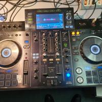 Pioneer XDJ RX2 con difetto effetti pad sinistra