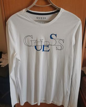 Guess T-shirt