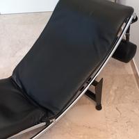 Chaiselounge stile Cassina LC4