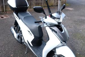 Honda sh150i